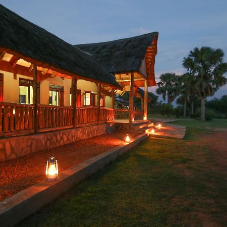 Pakuba Safari Lodge Nwoya Εξωτερικό φωτογραφία